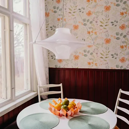 Idyllinen Huvikumpu Vanhan Rauman Ytimessae, In The Heart Of Old Dom wakacyjny