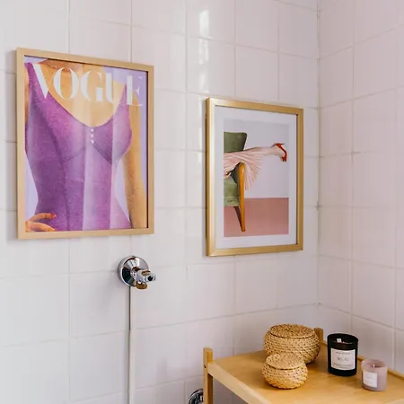 Idyllinen Huvikumpu Vanhan Rauman Ytimessae, In The Heart Of Old *