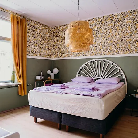 Dom wakacyjny Idyllinen Huvikumpu Vanhan Rauman Ytimessae, In The Heart Of Old