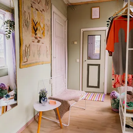 Idyllinen Huvikumpu Vanhan Rauman Ytimessae, In The Heart Of Old Ferienhaus *